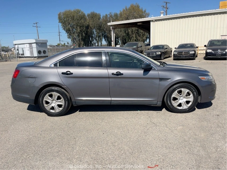 2013 Ford Taurus 6th Gen - Image 6 of 12