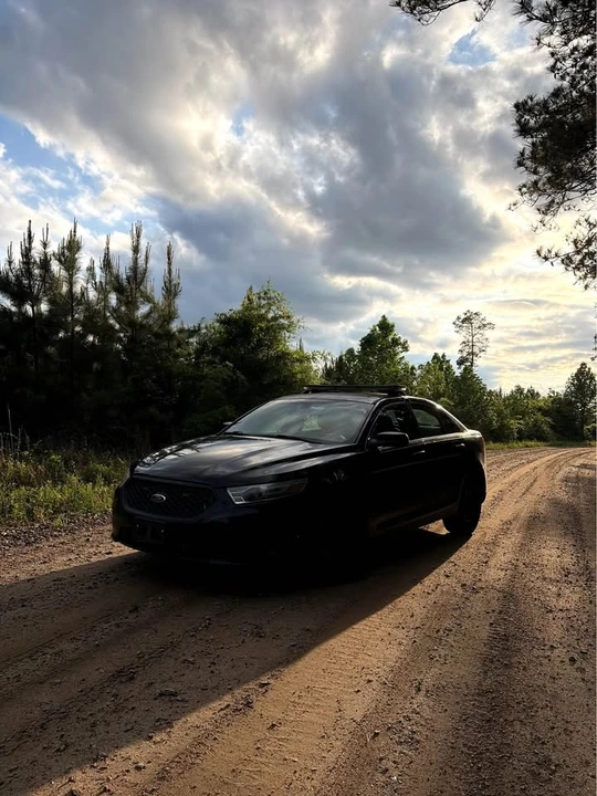 2013 Ford Taurus 6th Gen - Image 3 of 8