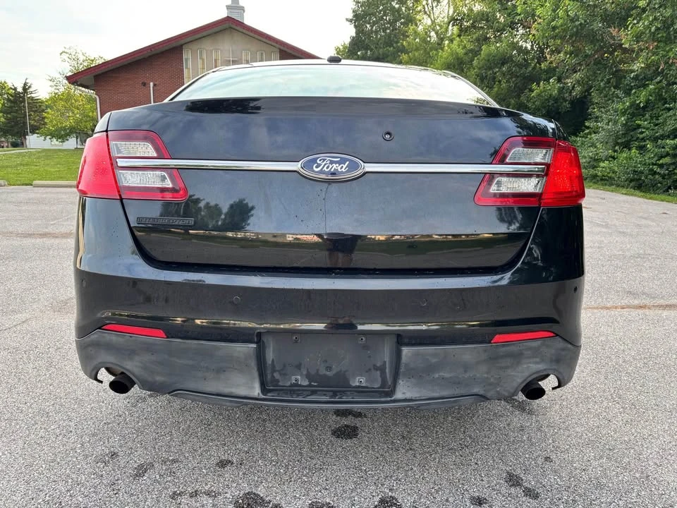 2013 Ford Taurus 6th Gen - Image 4 of 10