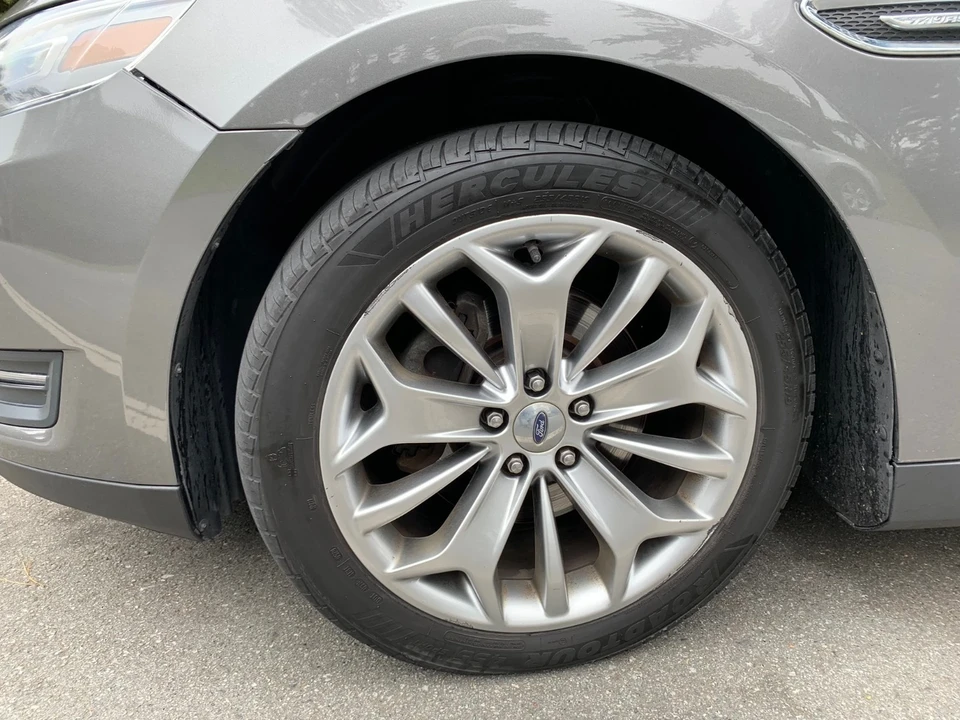 2013 Ford Taurus 5th Gen - Image 18 of 18