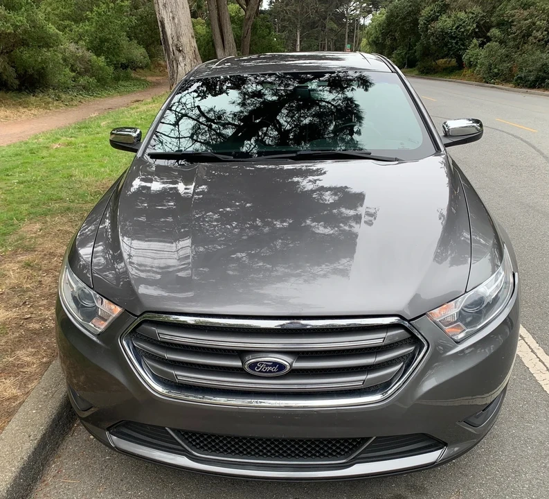 2013 Ford Taurus 5th Gen - Image 2 of 18