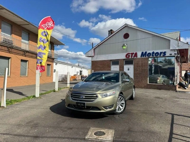 2013 Ford Taurus 5th Gen - Image 2 of 12