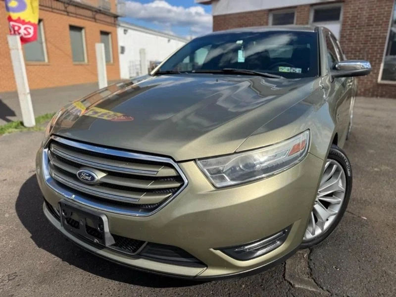 2013 Ford Taurus 5th Gen - Image 6 of 12