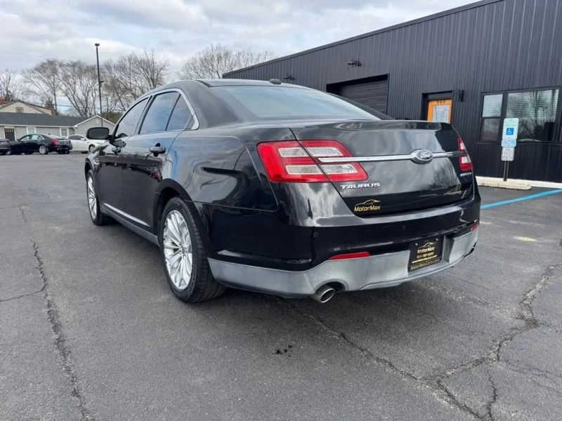 2013 Ford Taurus 5th Gen - Image 2 of 10