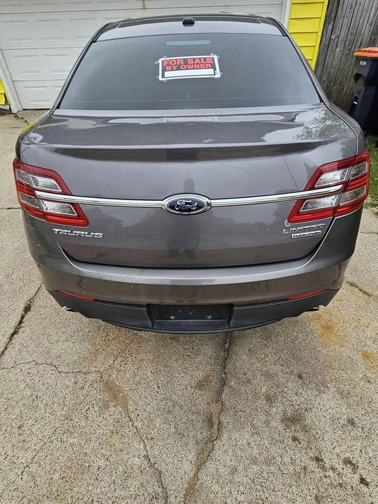 2013 Ford Taurus 6th Gen - Image 4 of 13