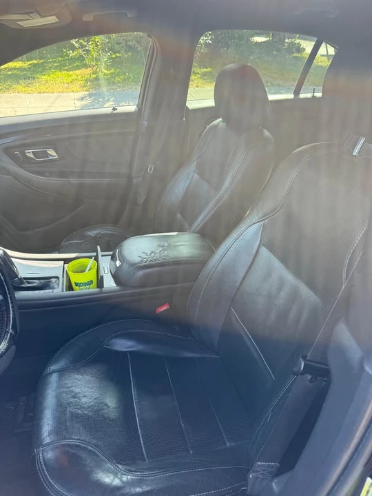 2013 Ford Taurus 6th Gen - Image 11 of 14
