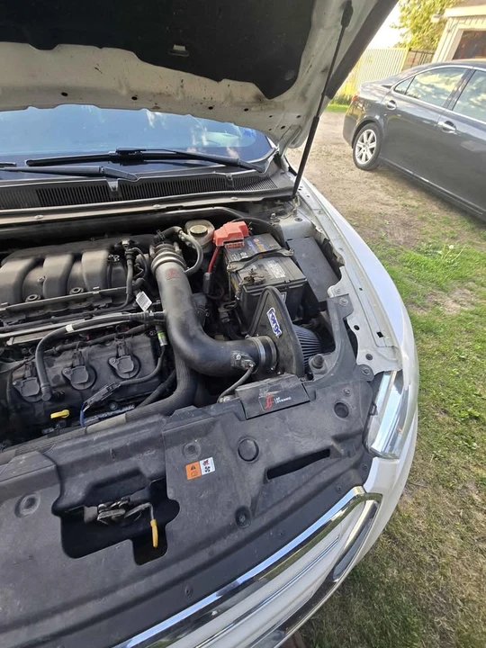 2013 Ford Taurus 6th Gen - Image 10 of 12