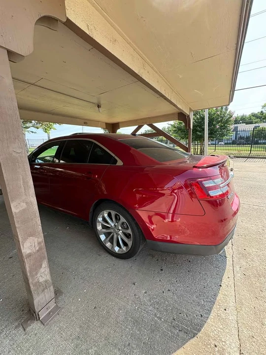2013 Ford Taurus 6th Gen - Image 6 of 10