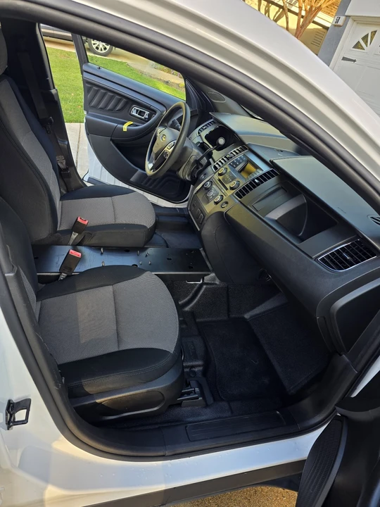 2013 Ford Taurus 6th Gen - Image 19 of 19