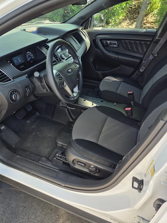 2013 Ford Taurus 6th Gen - Image 12 of 19