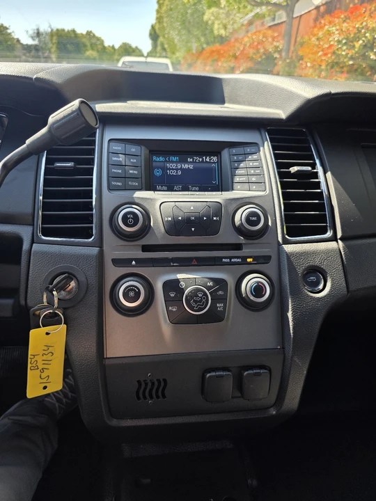 2013 Ford Taurus 6th Gen - Image 15 of 19