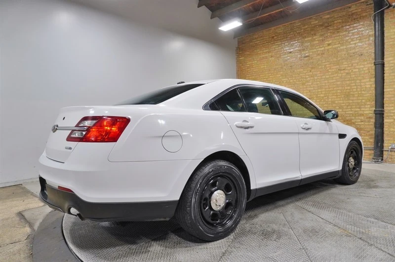 2013 Ford Taurus 5th Gen - Image 11 of 12