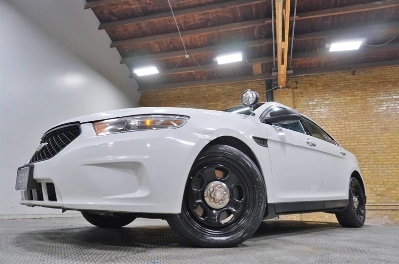 2013 Ford Taurus 5th Gen - Image 3 of 12