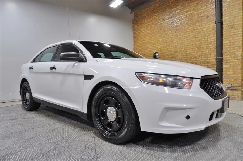 2013 Ford Taurus 5th Gen - Image 6 of 12