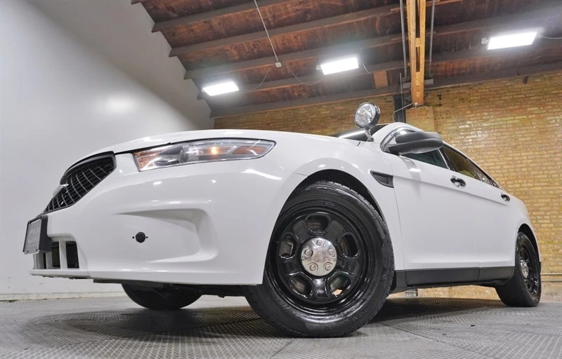 2013 Ford Taurus 5th Gen - Image 3 of 12