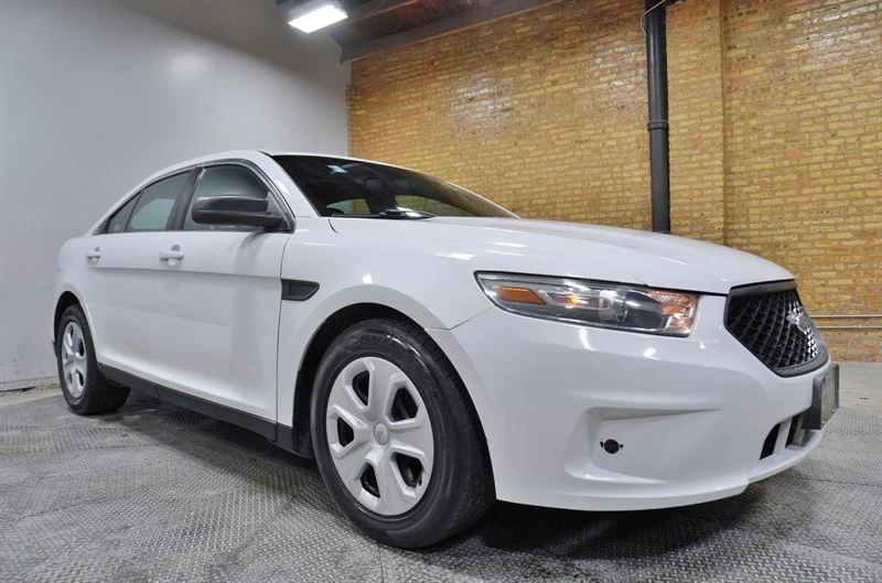 2013 Ford Taurus 5th Gen - Image 6 of 12