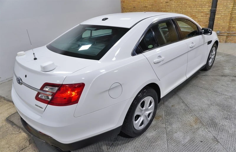 2013 Ford Taurus 5th Gen - Image 11 of 12