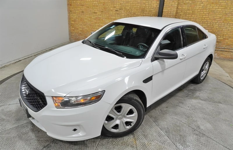 2013 Ford Taurus 5th Gen - Image 2 of 12
