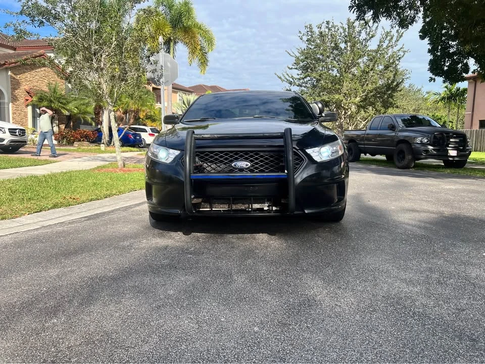 2013 Ford Taurus 6th Gen - Image 11 of 15