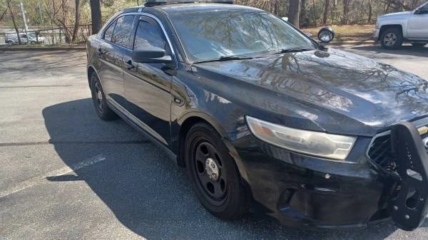 2013 Ford Taurus 6th Gen - Image 6 of 8