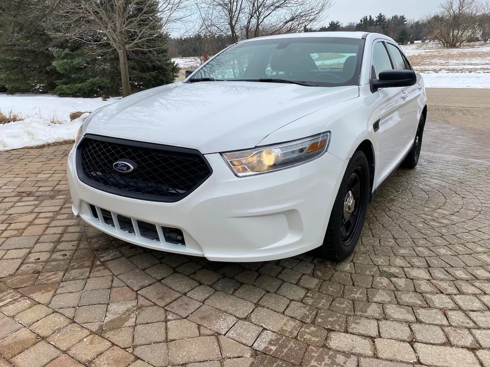 2013 Ford Taurus 5th Gen - Image 7 of 17