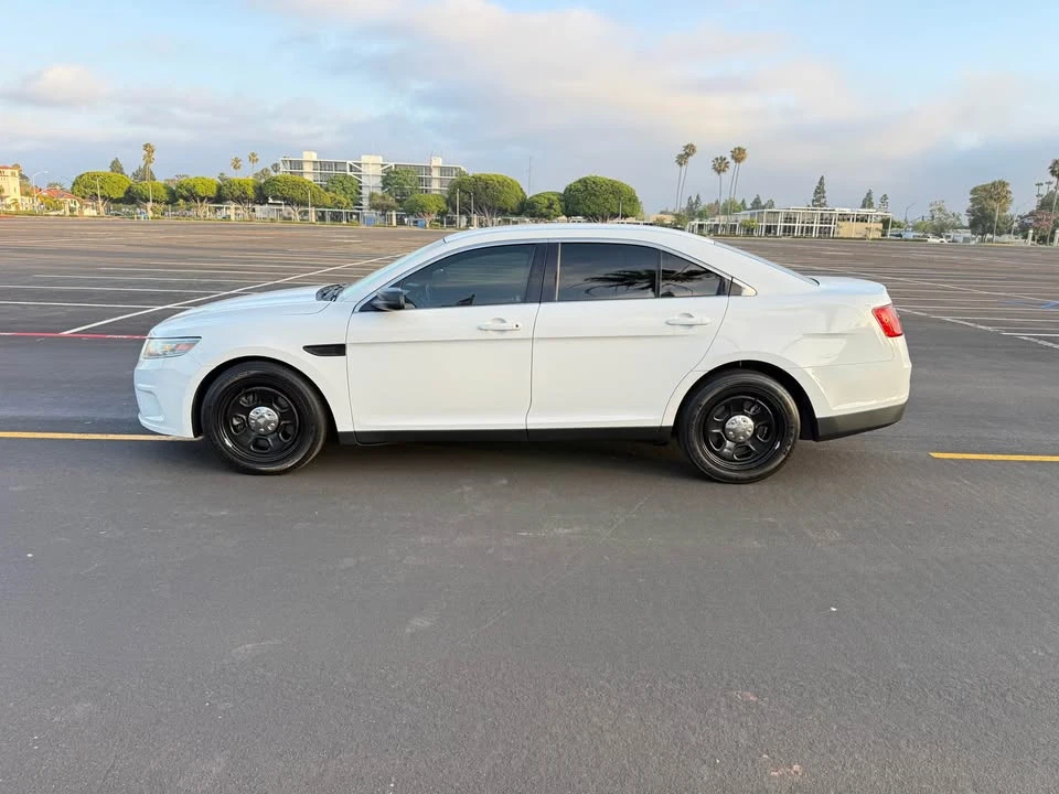 2013 Ford Taurus 6th Gen - Image 8 of 21