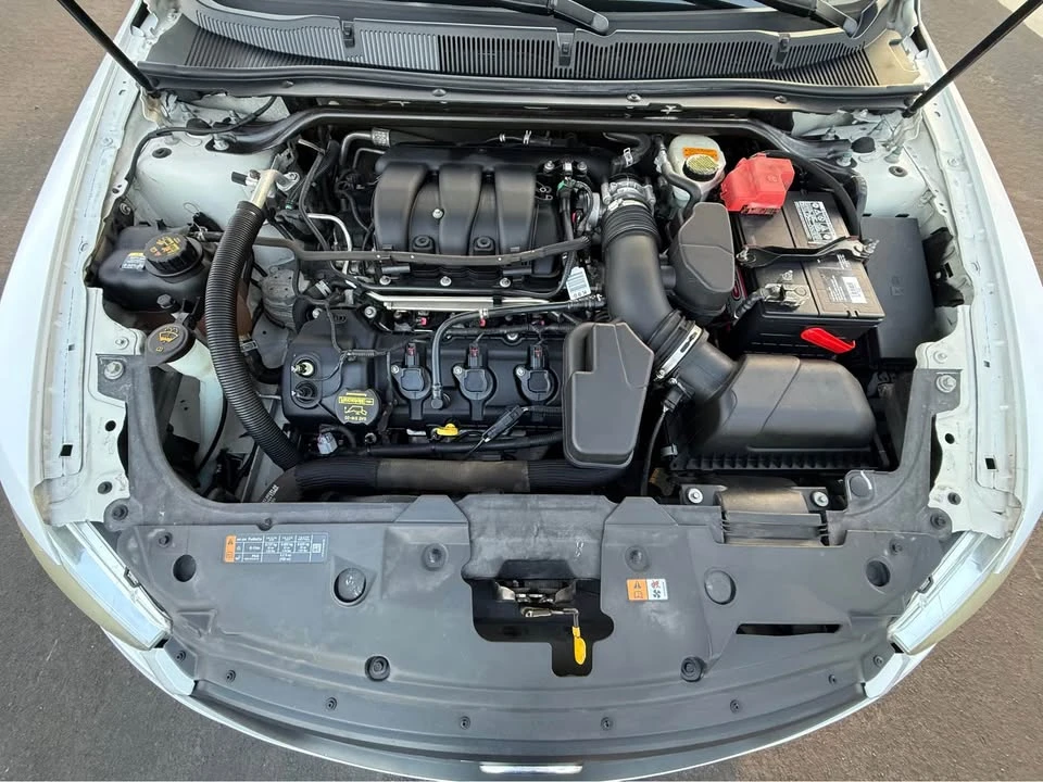 2013 Ford Taurus 6th Gen - Image 20 of 21