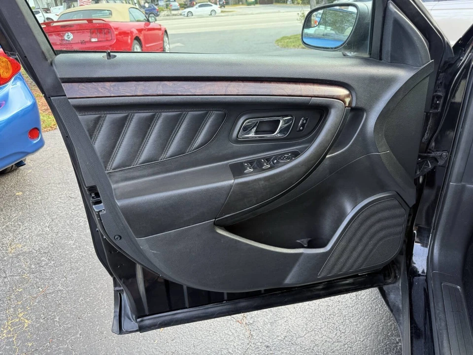 2013 Ford Taurus 5th Gen - Image 12 of 21