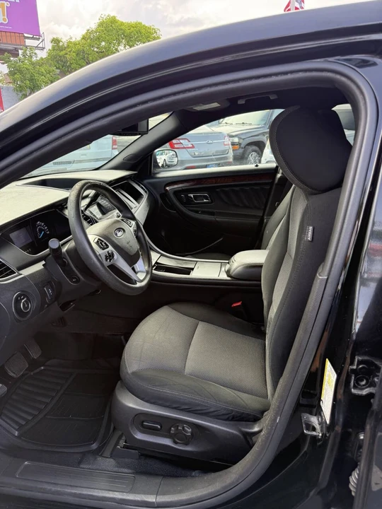 2013 Ford Taurus 5th Gen - Image 14 of 21