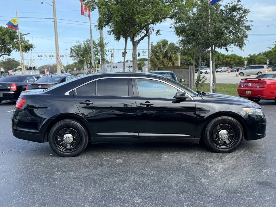 2013 Ford Taurus 5th Gen - Image 9 of 21