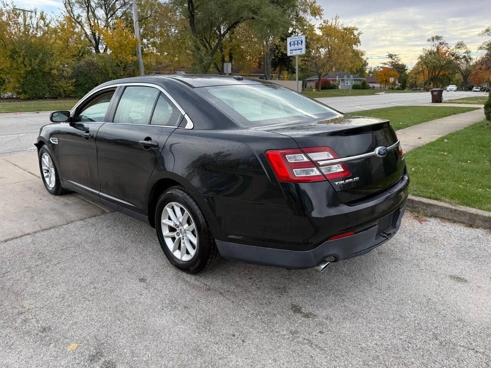 2013 Ford Taurus 5th Gen - Image 9 of 21