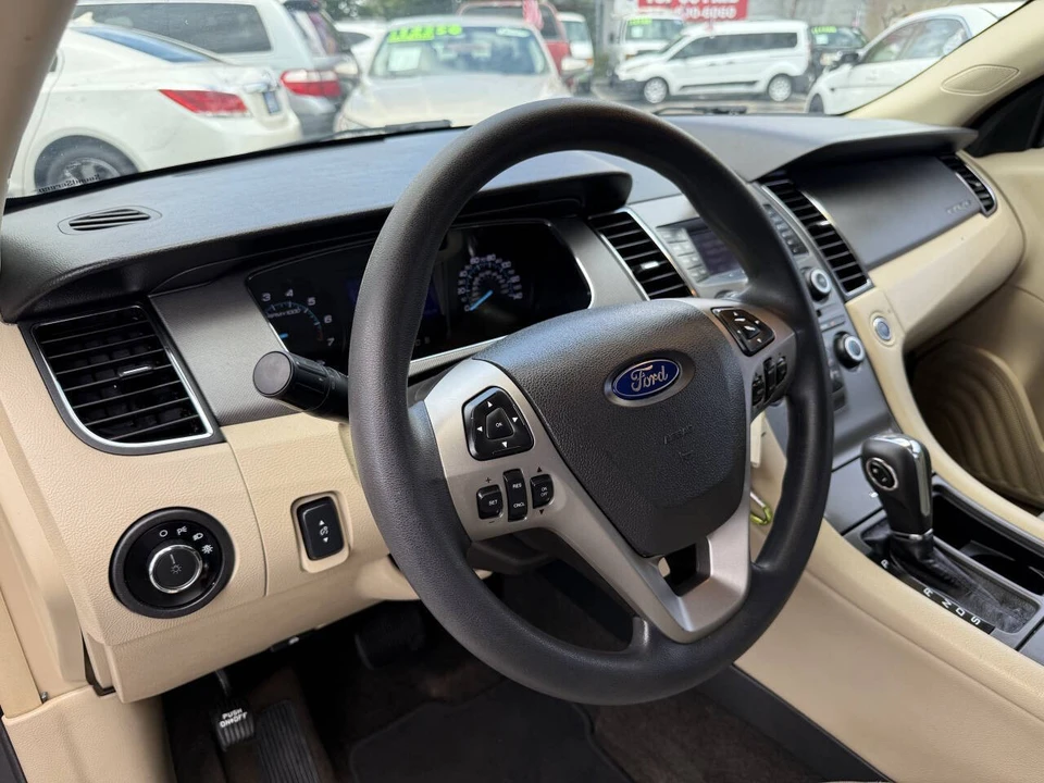 2013 Ford Taurus 5th Gen - Image 18 of 21