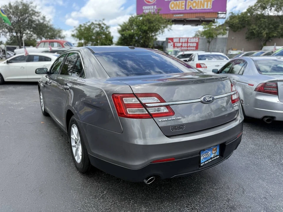 2013 Ford Taurus 5th Gen - Image 6 of 21