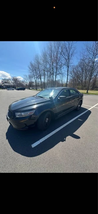 2013 Ford Taurus 6th Gen - Image 2 of 9