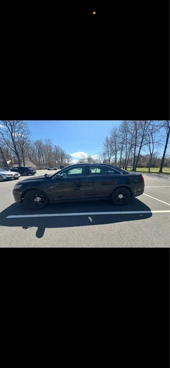 2013 Ford Taurus 6th Gen - Image 4 of 9