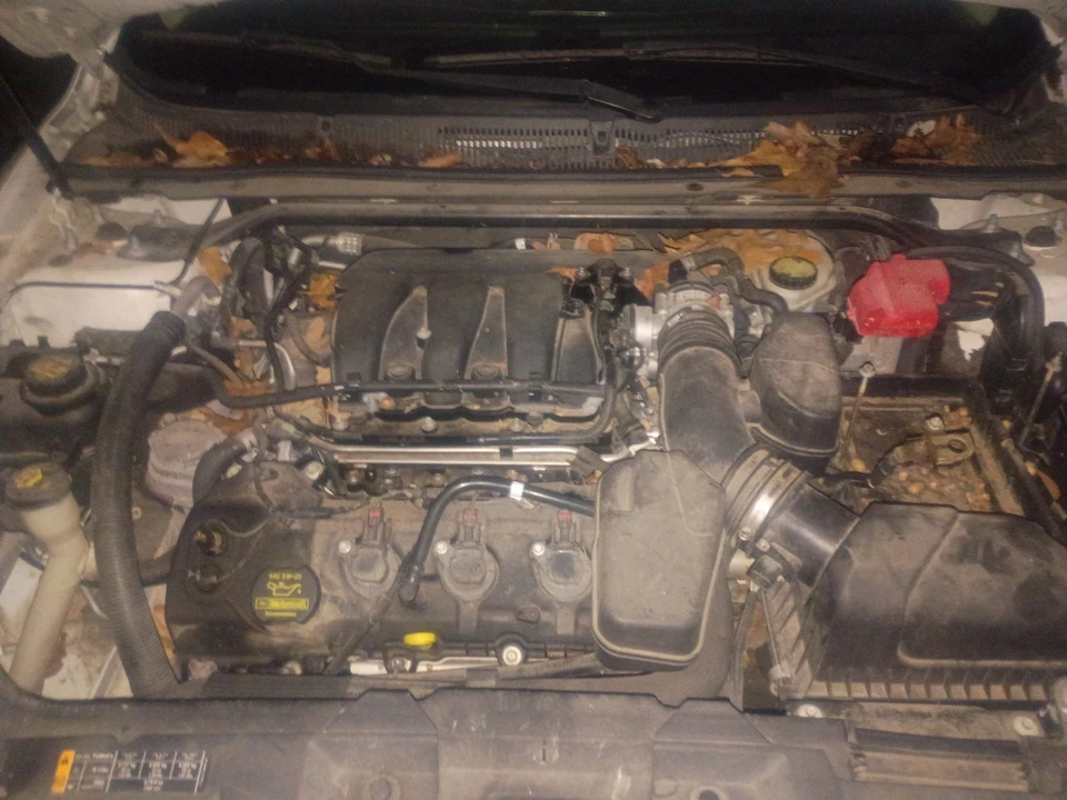 2013 Ford Taurus 5th Gen - Image 14 of 15
