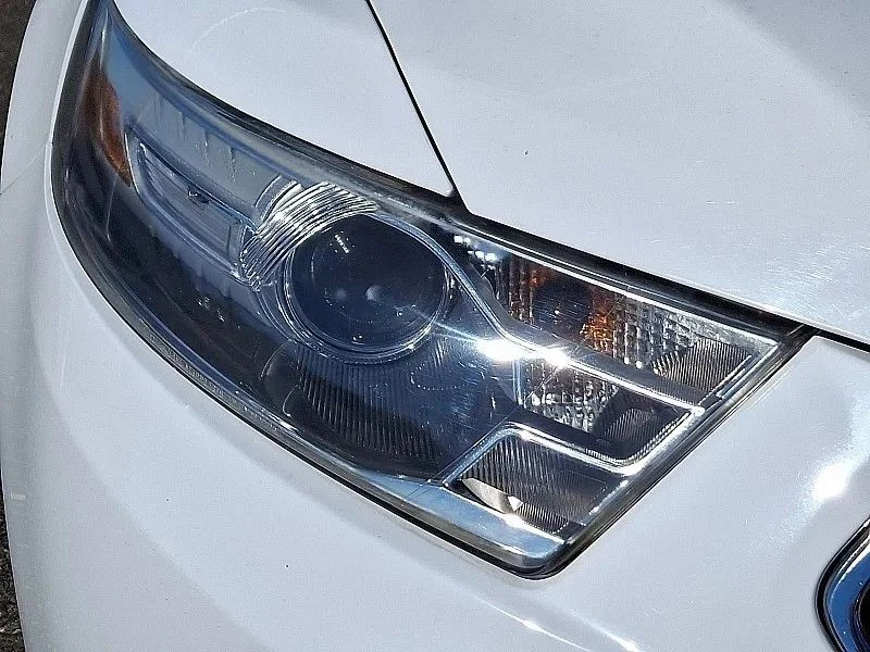 2013 Ford Taurus 5th Gen - Image 10 of 12