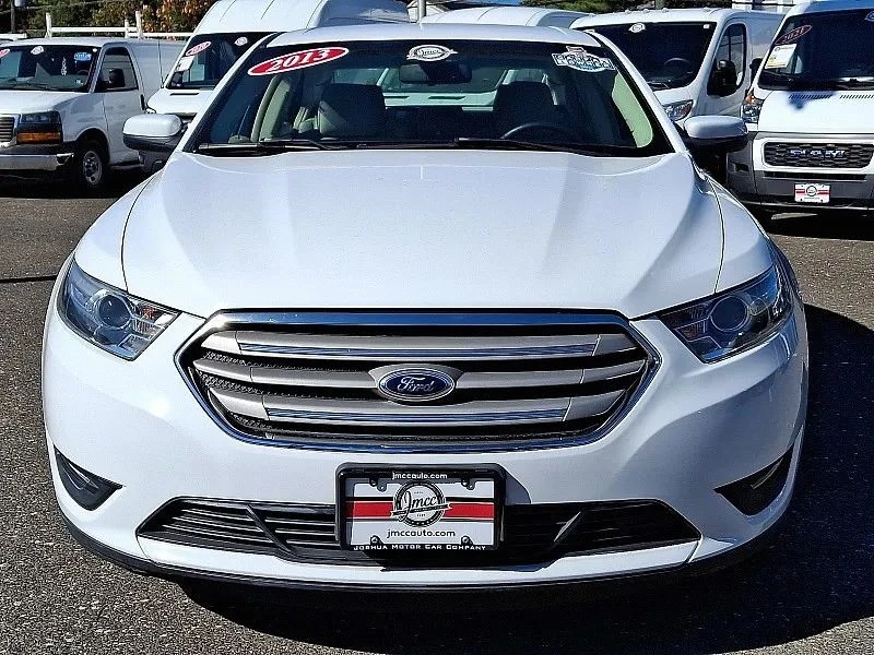 2013 Ford Taurus 5th Gen - Image 3 of 12