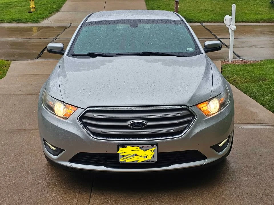 2013 Ford Taurus 6th Gen - Image 3 of 9