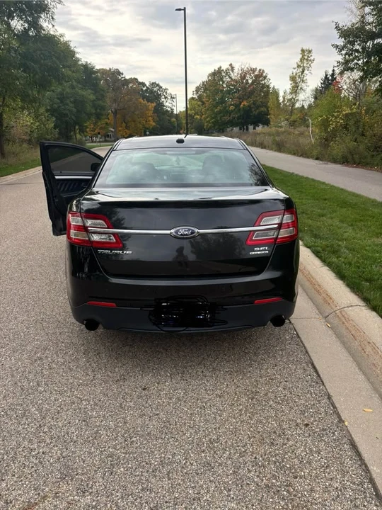 2013 Ford Taurus 6th Gen - Image 11 of 11