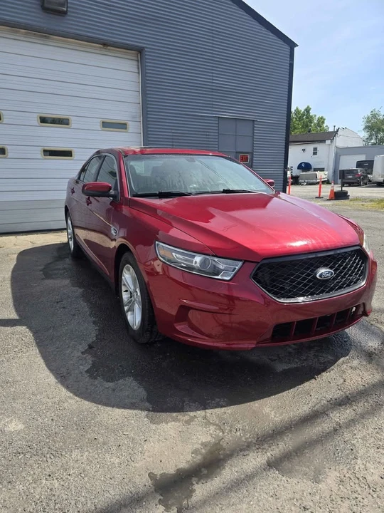 2013 Ford Taurus 6th Gen - Image 3 of 13