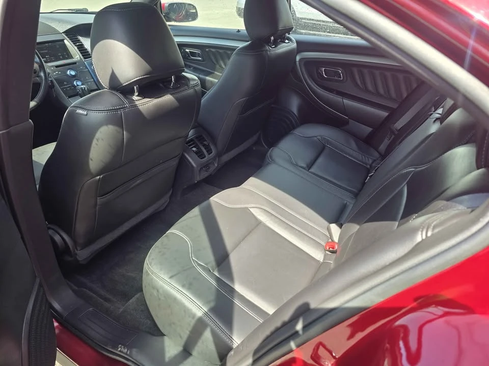 2013 Ford Taurus 6th Gen - Image 10 of 13