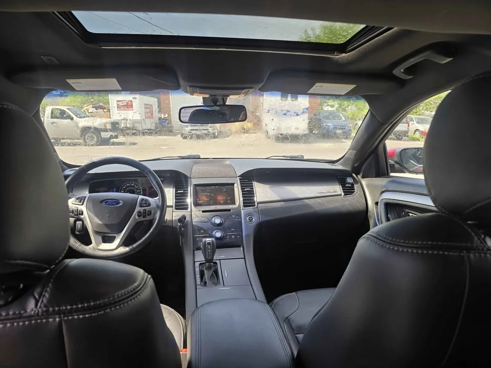 2013 Ford Taurus 6th Gen - Image 8 of 13