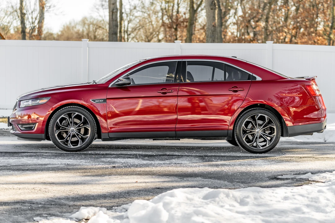2013 Ford Taurus SHO 6th Gen - Image 8 of 31