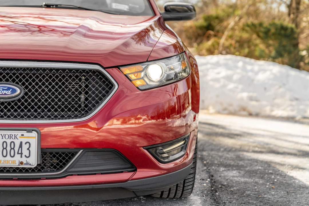 2013 Ford Taurus SHO 6th Gen - Image 11 of 31
