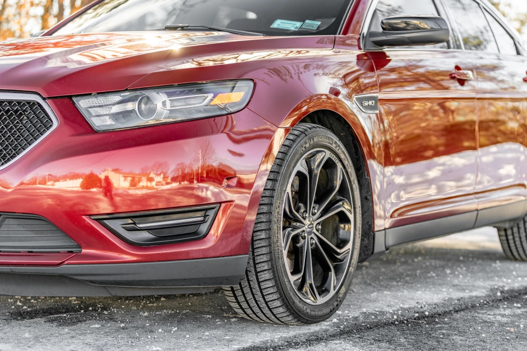 2013 Ford Taurus SHO 6th Gen - Image 15 of 31