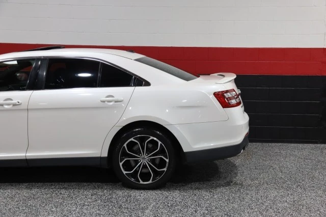 2013 Ford Taurus SHO 6th Gen - Image 22 of 24