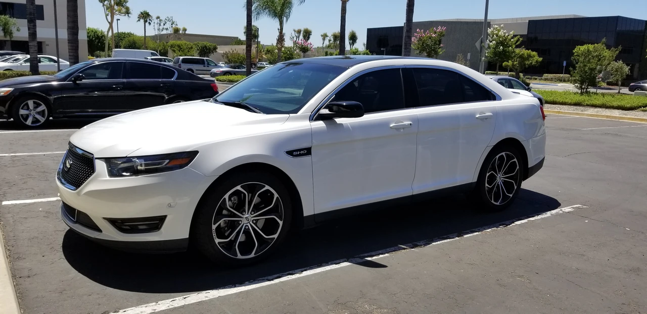 2013 Ford Taurus SHO 6th Gen - Image 4 of 10