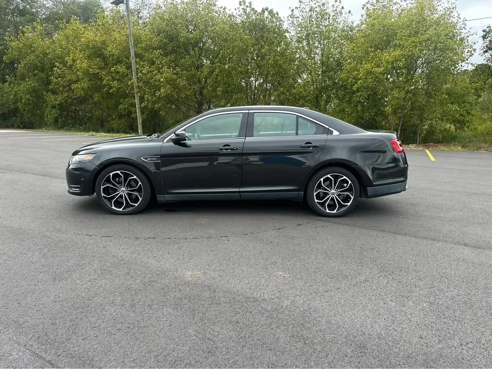 2013 Ford Taurus SHO 6th Gen - Image 5 of 19