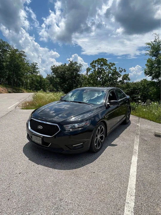 2013 Ford Taurus SHO 6th Gen - Image 2 of 7